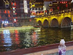 -罗满娘特色豆花烤鱼