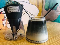 -ZING COFFEE 镜咖啡