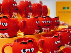 -m豆巧克力世界(上海世茂广场店)