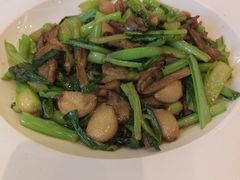 -吴记酱骨炖菜馆(西大直街店)