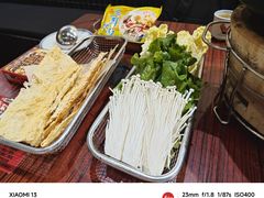 -沙胆彪炭炉牛杂煲(成都玉林店)