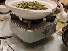 -小菜园新徽菜(宜兴八佰伴店)