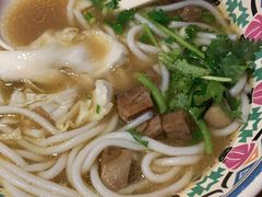 -鑫花溪牛肉米粉(人民广场店)