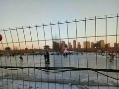 -城墙带状公园-大同古城墙广场停车场