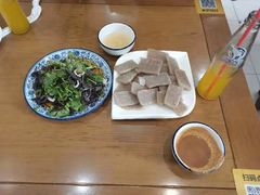 -东兴寒舍老北京炸酱面(三里河路店)