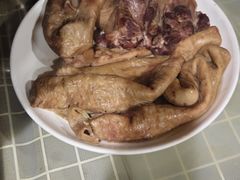 -金卯白肉罩火烧