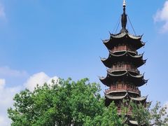 -龙华寺