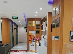 -雅悦齿科(顾村公园店)