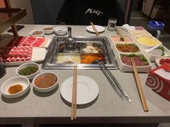 -海底捞火锅鲜切牛肉主题店(长寿路店)