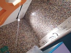 -Swim斯卫姆国际儿童游泳中心(红博中央公园店)