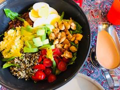 牛油果鸡肉沙拉-彼德西餐厅(凯德广场新南店)