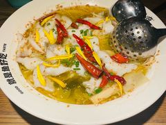 -酸渡·老坛酸菜鱼·现炒下饭菜(港惠新天地店)