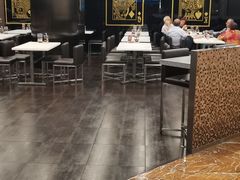 -英皇美食坊(英皇娱乐酒店内)