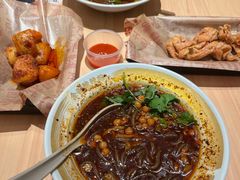 -遇见小面(东方宝泰店)