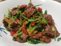小炒黄牛肉-恋湘小镇(纺织大厦店)