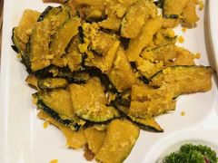 -朋友圈概念餐厅(象山万达广场店)