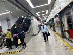 -东方体育中心(地铁站)