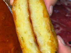 -毛辣果·贵州红酸汤牛肉火锅(西单店)