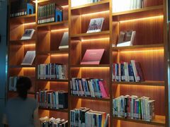 -上海市虹口区图书馆(曲阳分馆)