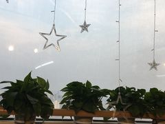 -臻鲜燕海鲜融合餐厅(金陵style店)