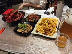 -巴厘龙虾·榜首油焖大虾(音乐学院·沿江酒馆店)