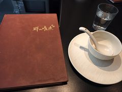 -鲜入唯煮·港式海鲜牛肉火锅(金宝街店)
