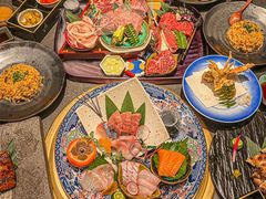 -铭牛烧肉·和牛海鲜自助(高新月牙湖店)