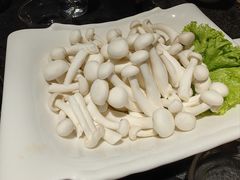 -大匠工房古船木艺术餐厅·猪肚鸡专门店(长白仙岛店)