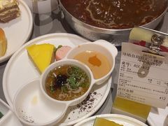 -黑金·寻焰自助百汇·烤肉·火锅(中街店)