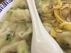 -笑来喜馄饨小笼工坊店(湖滨街店)