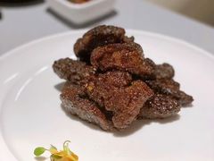 沪市牛肉粒-屋里厢上海菜馆