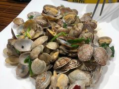 富贵辣炒花蛤-蚝堡海鲜·威海菜·海肠捞饭·烧烤·亚洲吃蚝公司(幸福门店)