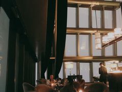 靠窗位-瑞吉酒店·The Drawing Room闲逸廊·云端下午茶·夜奢Whiskey
