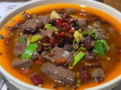 -谢云贵清香水煮鸡火锅(总店)