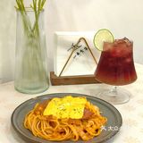 月亮岛暖心小食屋，圣诞氛围感已遥遥领先～
