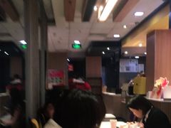 大堂-麦当劳(欢乐谷店)