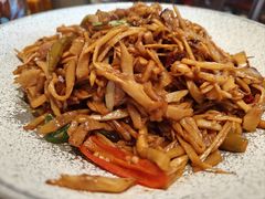 -川流不息·地道川菜·小龙虾(松东路店)