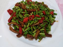 蒜苗牛肚-金陵后厨·南京菜(新街口秣陵路店)