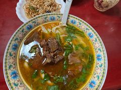 -金杨拉面王小吃面馆·牛三宝面·红烧牛肉粉