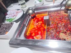 -海底捞火锅鲜切牛肉主题店(长寿路店)