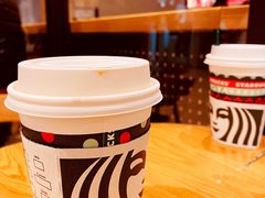 -星巴克臻选(北京银泰店)
