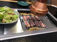 -臻牛烤肉