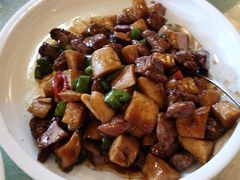 杏鲍菇雪花牛肉-通安客栈中餐厅·何家小馆