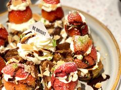 草莓忌廉华夫饼-BE BRIGHT KITCHEN(正佳广场店)