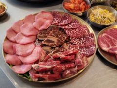 -GOGI肉碳烤(惠南鼎基商业店)