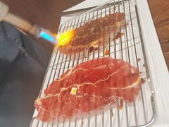 铺天盖地顶级澳牛肉火焰寿司-仙隐小鹿中華の日料(正弘城店)