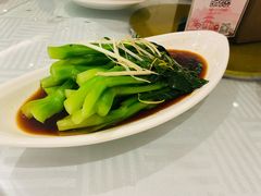 清炒芥兰-渝信川菜(西单店)
