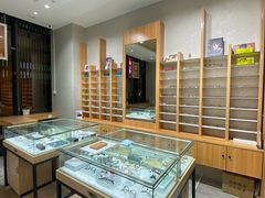 -无界眼镜MaxLess(滨江星光大道店)