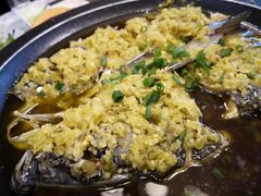 -阿瓦山寨·湘菜现炒·剁椒鱼头王(咸阳总店)