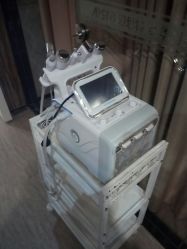 -比华利美容医院